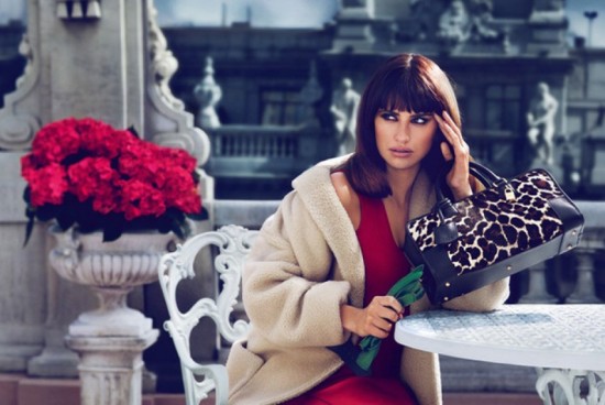 MONICA ET PENELOPE CRUZ DESSINENT LE PROCHAIN IT-BAG LOEWE MONICA ET PENELOPE CRUZ DESSINENT LE PROCHAIN IT-BAG LOEWE