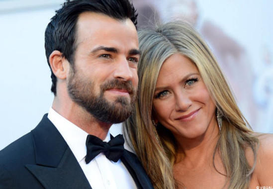 Jennifer Aniston, impatiente de devenir madame Theroux Jennifer Aniston, impatiente de devenir madame Theroux