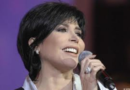 UNE LYONNAISE JUREE DANS LA NOUVELLE EMISSION DE M6 UNE LYONNAISE JUREE DANS LA NOUVELLE EMISSION DE M6