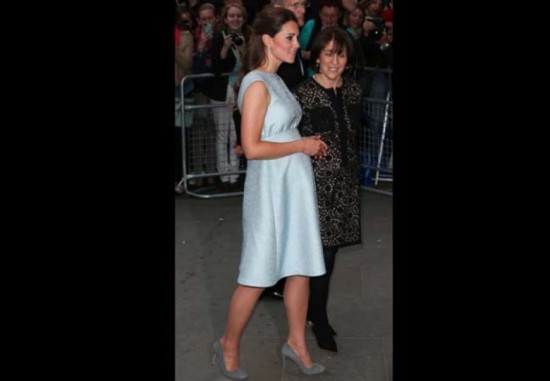 KATE MIDDLETON: CIEL, UN ROYAL BABY BUMP ! KATE MIDDLETON: CIEL, UN ROYAL BABY BUMP !