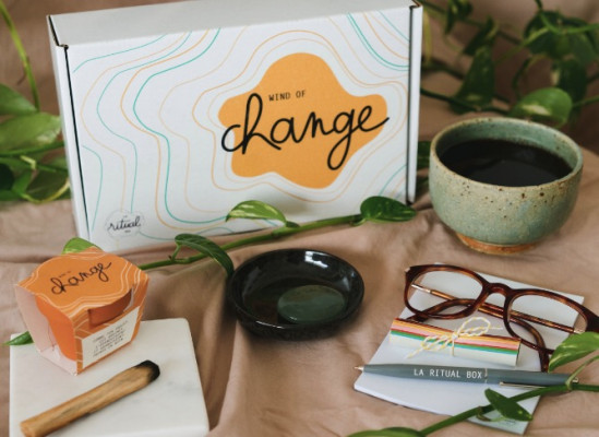 Le développement personnel s'inscrit dans votre quotidien avec La Ritual Box Le développement personnel s'inscrit dans votre quotidien avec La Ritual Box