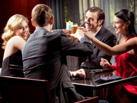 Amitié homme-femme: une relation impossible ? Amitié homme-femme: une relation impossible ?