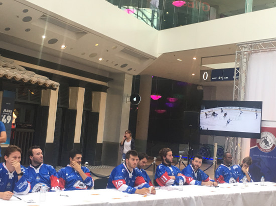 Les Hockeyeurs du LHC au rdv à Confluence pour une émission radio Espace