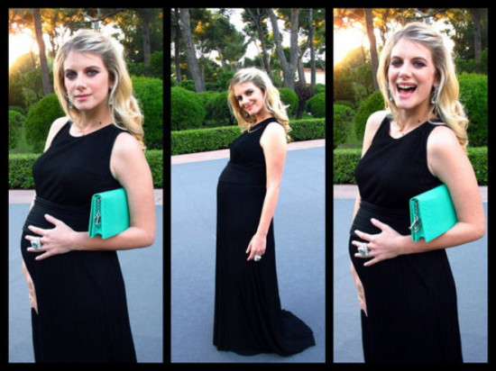 LA MÉLANIE DU BONHEUR LA MÉLANIE DU BONHEUR