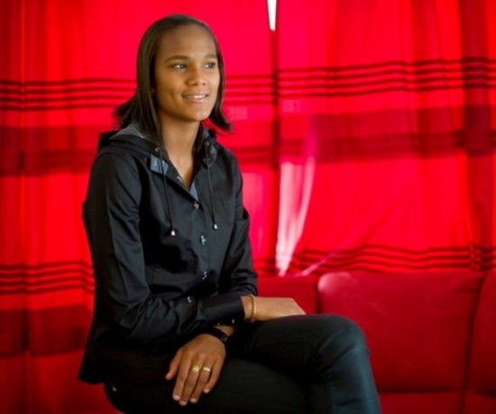 OL : Wendie Renard, la tête et les jambes OL : Wendie Renard, la tête et les jambes