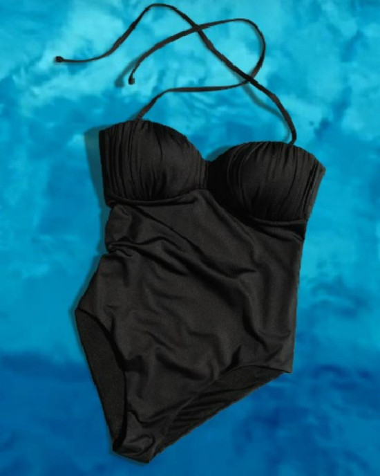 UNE PIÈCE POUR DE MULTIPLES POSSIBILITÉS UNE PIÈCE POUR DE MULTIPLES POSSIBILITÉS