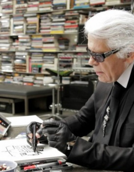Quand Karl Lagerfeld se confie en dessin à Loïc Prigent Quand Karl Lagerfeld se confie en dessin à Loïc Prigent