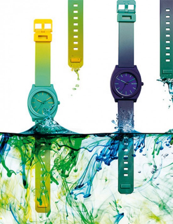 NIXON ET LA MONTRE QUI DONNE L'HEURE NIXON ET LA MONTRE QUI DONNE L'HEURE