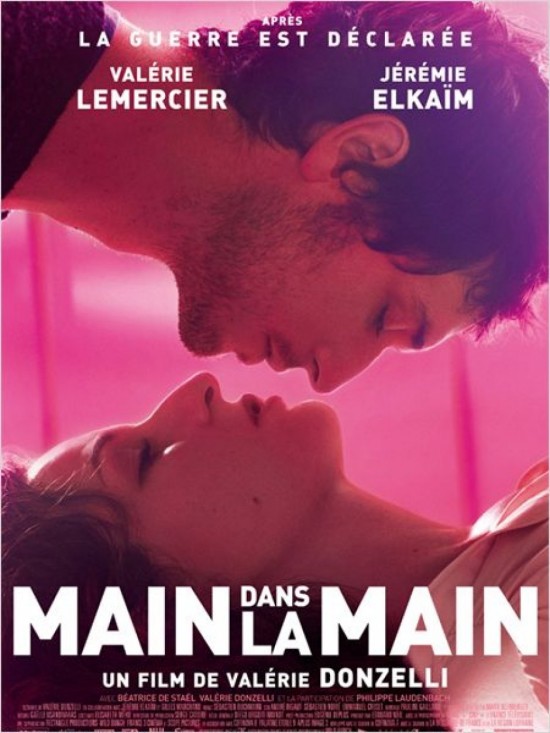 DVD: MAIN DANS LA MAIN DVD: MAIN DANS LA MAIN