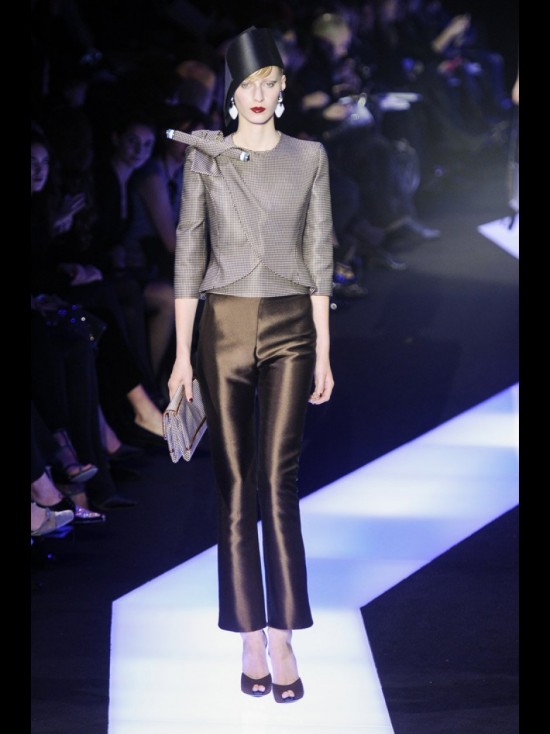 Le défilé Armani Privé Haute Couture printemps-été 2013