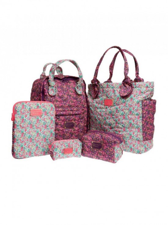 UN VENT DE LIBERTY SOUFFLE CHEZ MARC BY MARC JACOB UN VENT DE LIBERTY SOUFFLE CHEZ MARC BY MARC JACOB