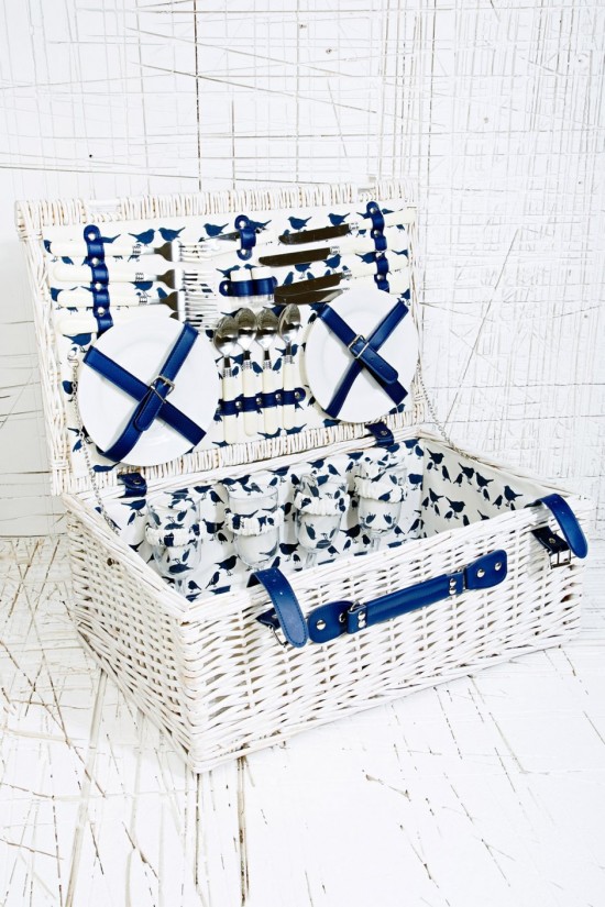 ANORAK : PANIER DE PIQUE NIQUE ANORAK : PANIER DE PIQUE NIQUE