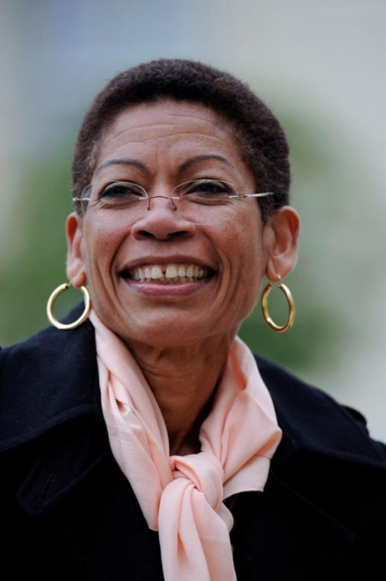 LA MINISTRE PAU - LANGEVIN VEUT AMÉLIORER L'INTÉGRATION DES ROMS LA MINISTRE PAU - LANGEVIN VEUT AMÉLIORER L'INTÉGRATION DES ROMS