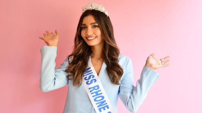 Julia Grid-Costantino, Miss Rhône 2026 : "A nous de montrer que l’on peut rester des femmes authentiques et simples" Julia Grid-Costantino, Miss Rhône 2026 : "A nous de montrer que l’on peut rester des femmes authentiques et simples"