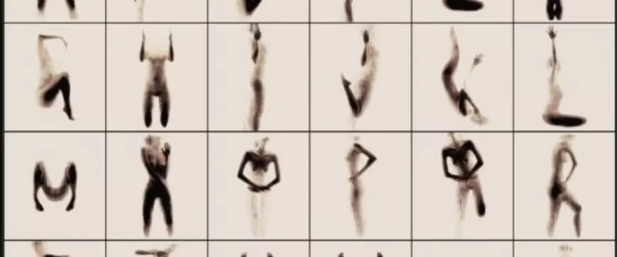 L'alphabet "silhouette de femme nue" d'Anastasia Mastrakouli