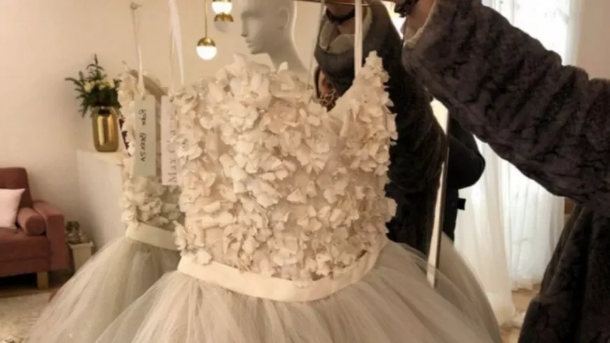 Mode :  Plus d'une centaine de robes de mariée et de cocktail signées Max Chaoul ont été mises en vente