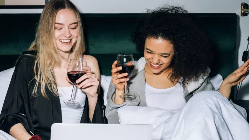 News : Boire deux verres de vin avant de dormir peut booster la perte de poids