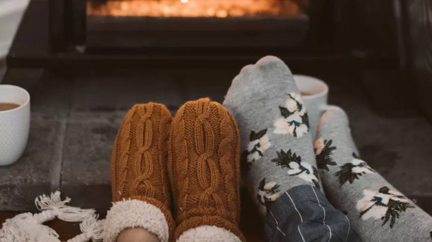 Les chaussettes chauffantes pour prot&eacute;ger les pieds du froid !