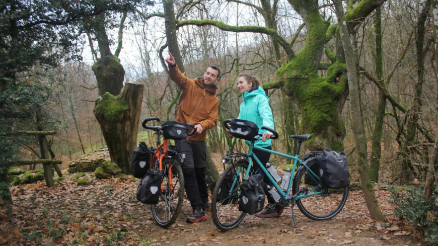 Ce couple lyonnais va faire le tour du monde à vélo pour remettre une recette de madeleine à un chef au Japon