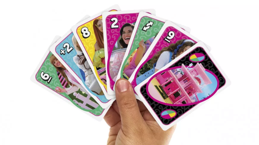 UNO lance une version Barbie de son célèbre jeu de cartes