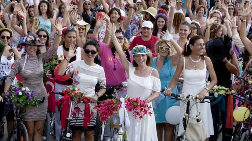 Une grande parade à vélo pour donner de la visibilité aux femmes dans l’espace public
