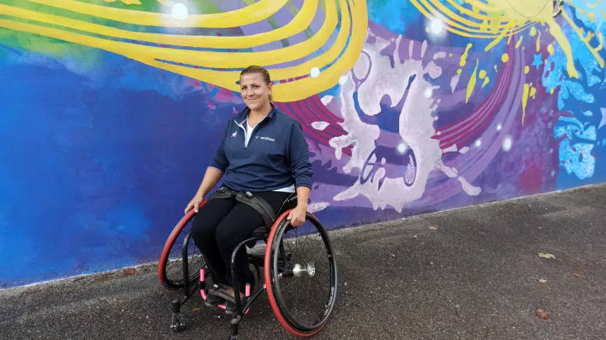 Cette Lyonnaise vise les Jeux Paralympiques de Paris : "Ma vie d'avant et ma vie d'après s'imbriquent avec le tennis"
