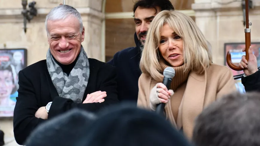 Brigitte Macron à Lyon pour le lancement de l’opération "Pièces jaunes" (PHOTOS)