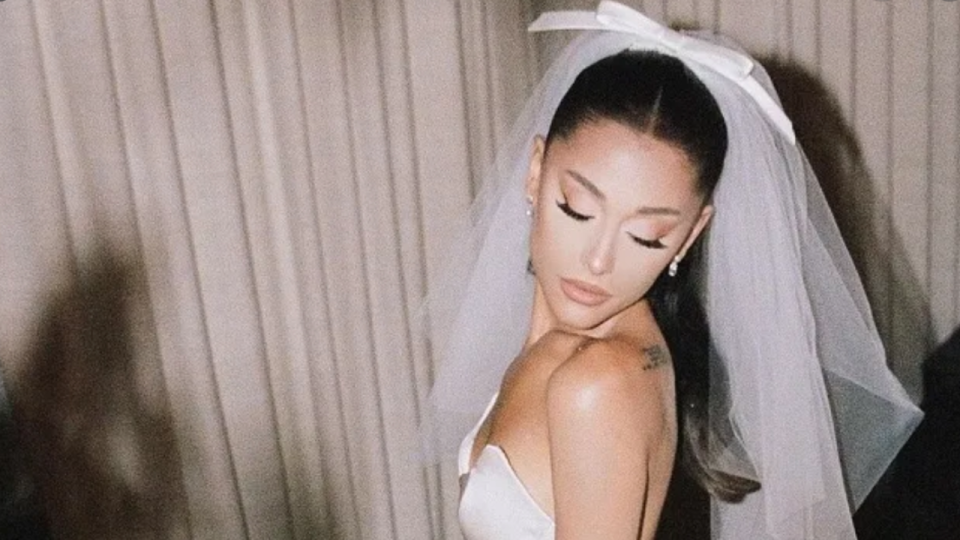 People : Ariana Grande publie les photos de son mariage  !