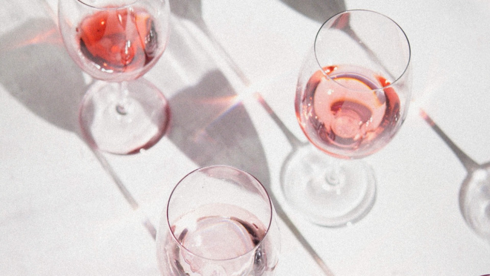 Il existe un filtre à vin pour éviter les maux de tête !