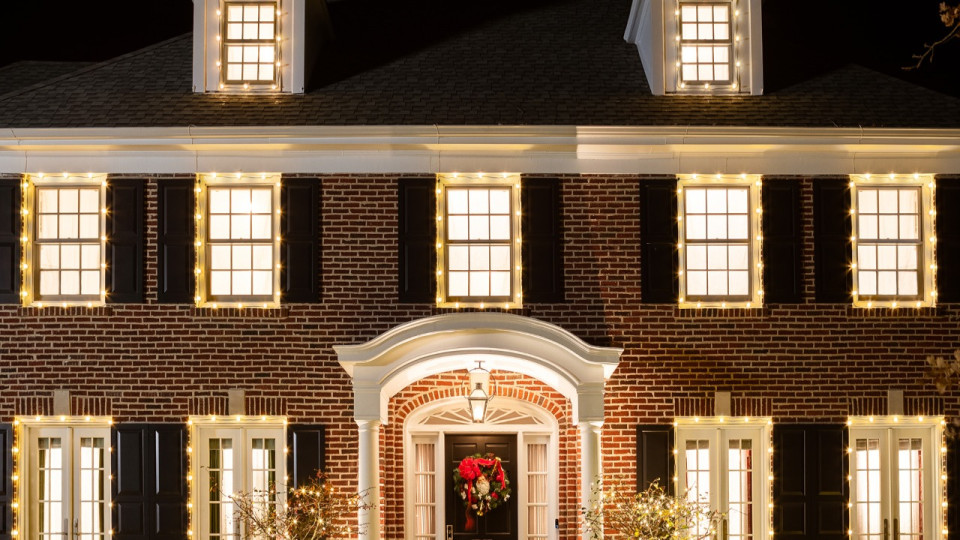 En décembre, Airbnb met en location la maison de "Maman j'ai râté l'avion" !