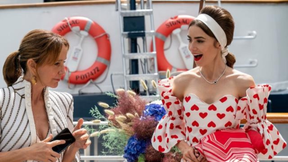 Emily in Paris est renouvelée pour une saison 3 et 4 !