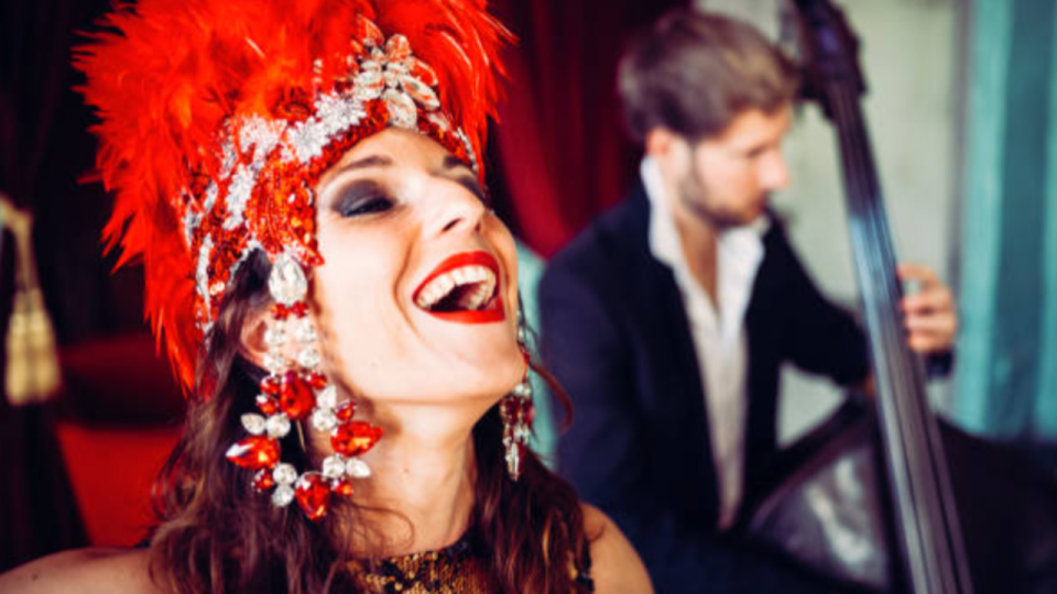 Saint-Valentin : Un dîner-spectacle romantique débarque à Confluence !