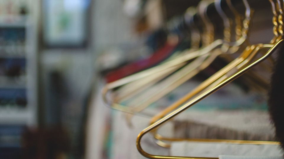 Happy Sisyphe, boutique et salon de thé organise un vide dressing de printemps !