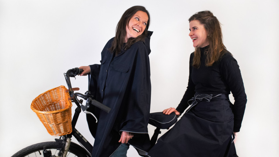 Euphrosyne, la marque de vêtements et d’accessoires qui veut rendre le vélo chic et élégant pour les femmes