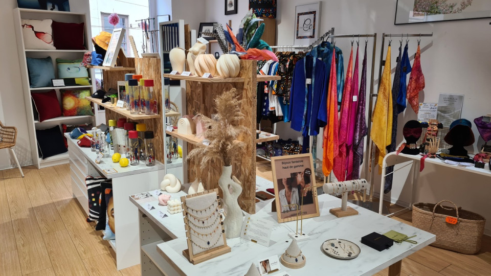 Cette boutique de lunettes françaises aide les créateurs lyonnais à se faire connaître