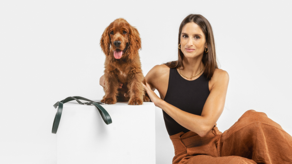 Cette Lyonnaise lance sa marque d’accessoires pour chien haute couture