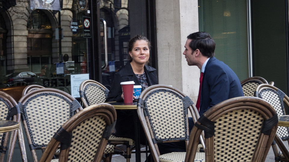 Rencontrer l'âme sœur par une agence matrimoniale ? "Il y a énormément de réussites"