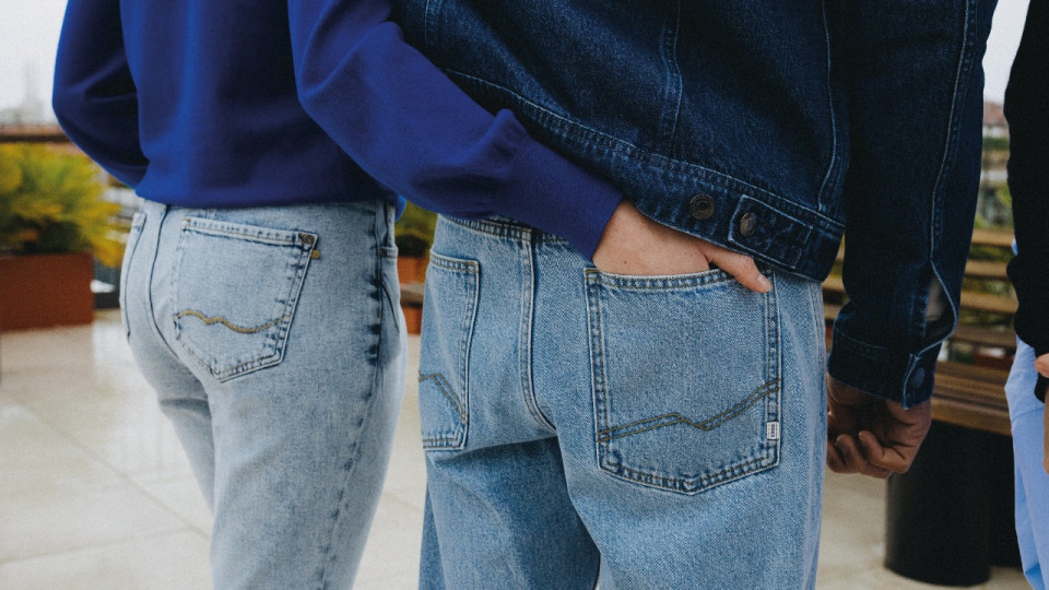 Cette marque de vêtements lance des jeans sous garantie
