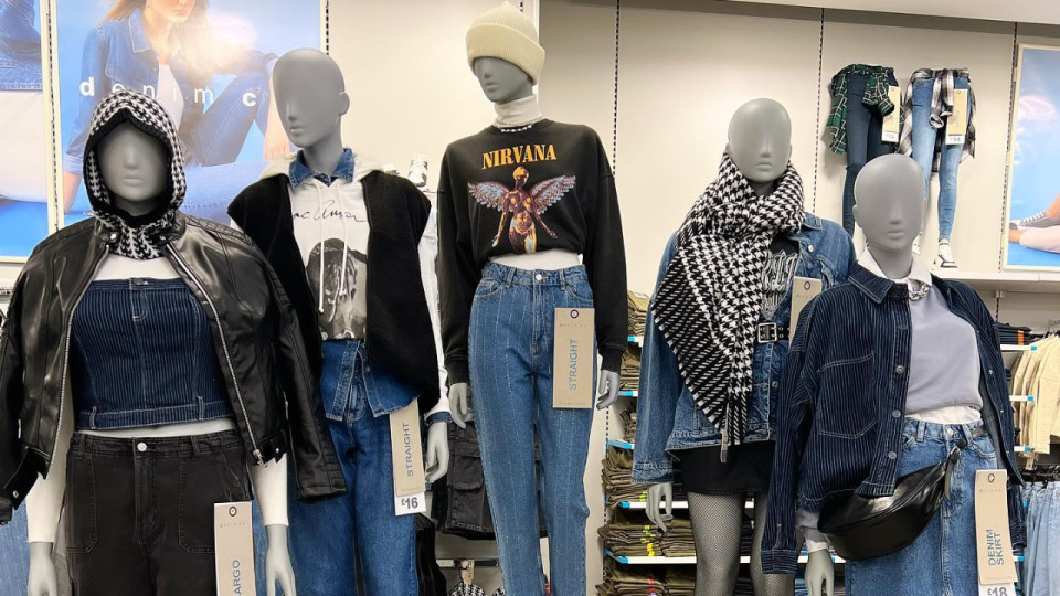 "Aimer pour durer" : cette célèbre enseigne de prêt-à-porter va organiser des ateliers de réparation à Lyon