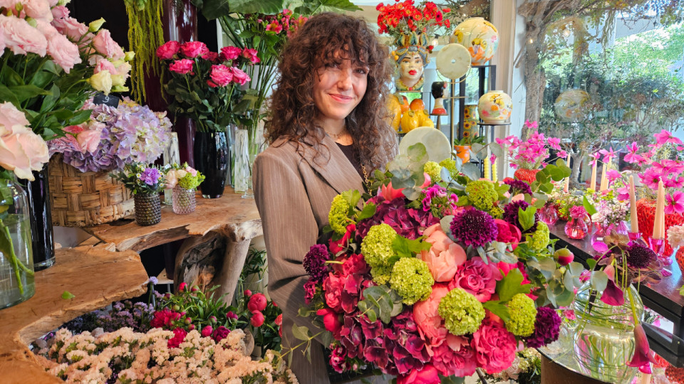 Cette Lyonnaise veut devenir la meilleure jeune fleuriste de France