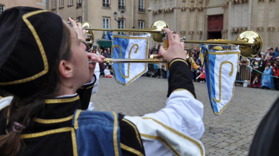Défilés, danses et bals dans le quartier du Vieux Lyon ce week-end