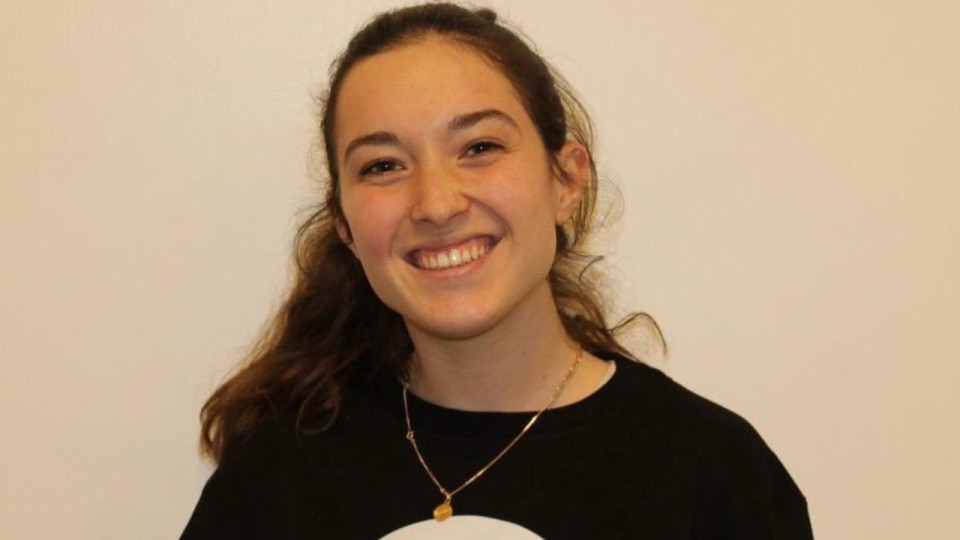 "Je me sens utile " : une Lyonnaise engagée dans une organisation fondée par Bono, le chanteur de U2