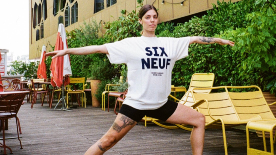 Cet hôtel lyonnais propose des cours de yoga sur son rooftop