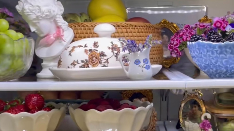 C'est quoi le fridgescaping, la tendance aux millions de vues ?