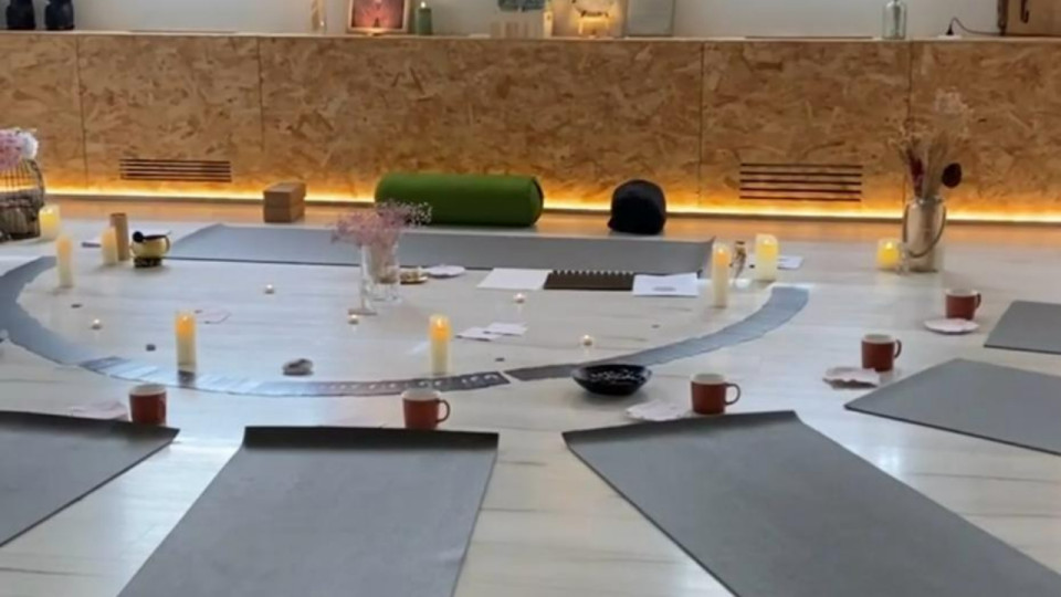 On a testé un atelier nutrition et yoga pour le bien-être des femmes