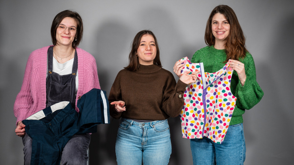Cette marque lyonnaise transforme les vêtements pour les adapter aux personnes en situation de handicap