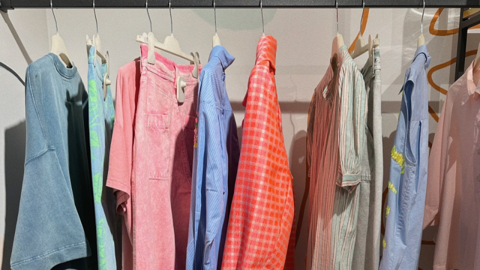 Cette boutique de vêtements pour femmes à Lyon organise une énorme liquidation