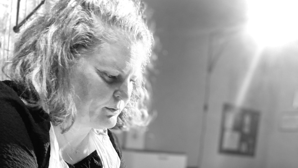 Une Lyonnaise spécialisée dans les tatouages de reconstruction