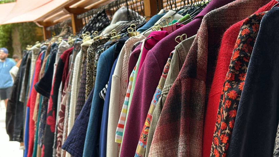 Un grand vide dressing d&rsquo;hiver de mamans lyonnaises