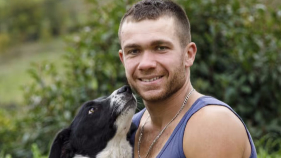 "Il esp&egrave;re faire &eacute;clore la plus belle des histoires d&rsquo;amour" : un agriculteur du Rh&ocirc;ne dans la nouvelle saison de "L&rsquo;amour est dans le pr&eacute;"